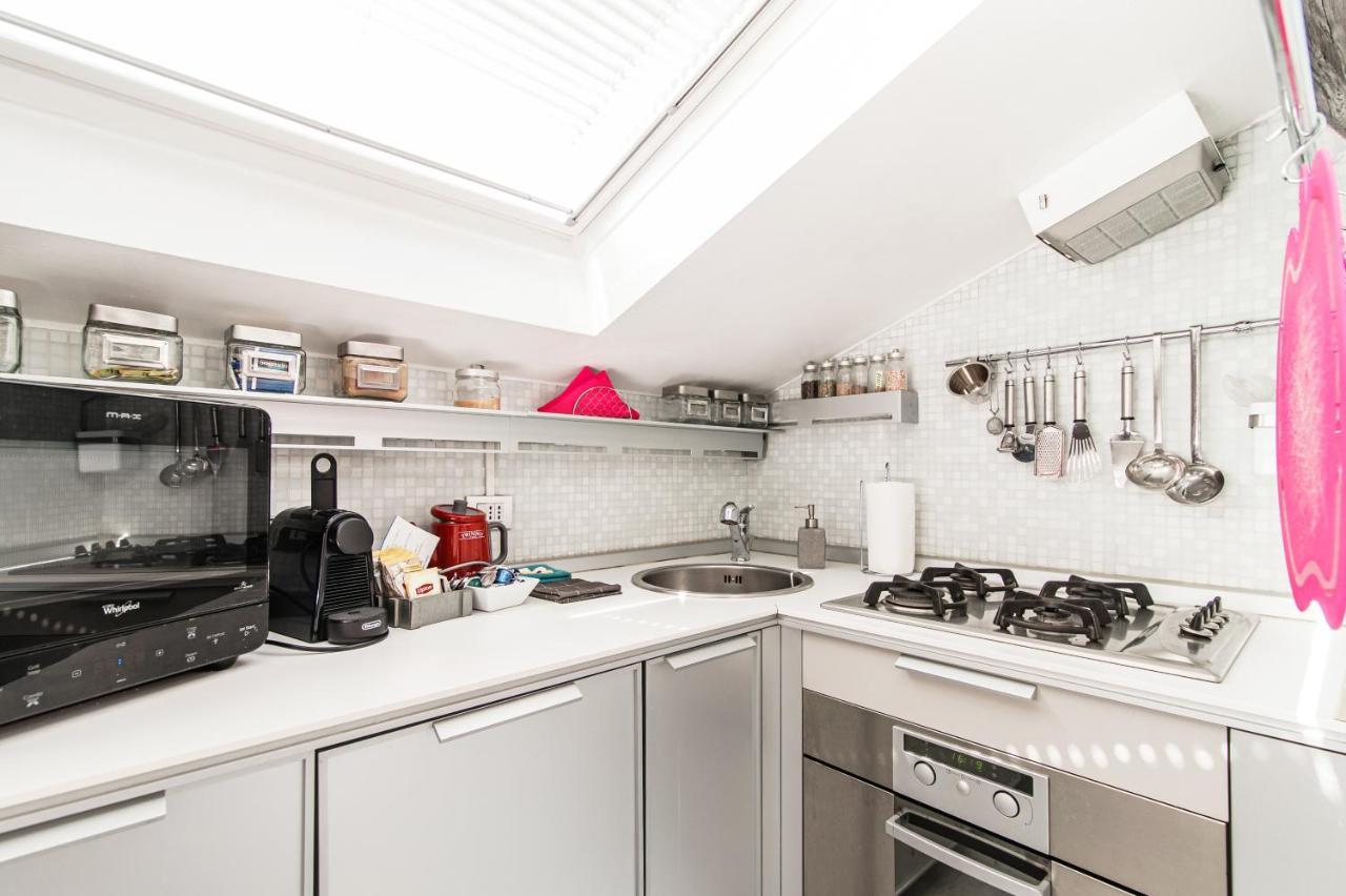 La Mansardina Di Giuly By Quokka 360 - Bright Attic In The Centre Of Appartement *